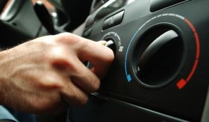 Hogyan lehet gyorsan felmelegedjen az autó belső kiegészítők téli