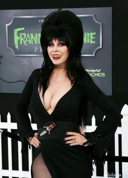 Cum sa schimbat Elvira