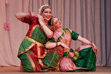 Cum să înveți să dansezi dansuri indiene, dansuri de dans școală bk
