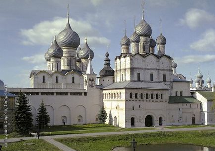 Care este numele celui mai mare clopot din clopotnița din Kremlinul Rostov