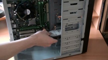 Cum se conectează un hard disk la un computer