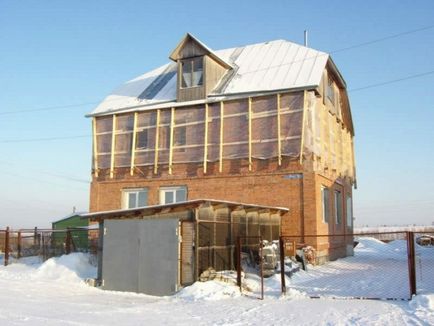 Як підняти дах в приватному будинку