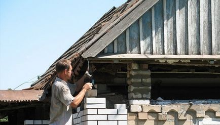 Hogyan gyorsítható a tető egy magánlakás