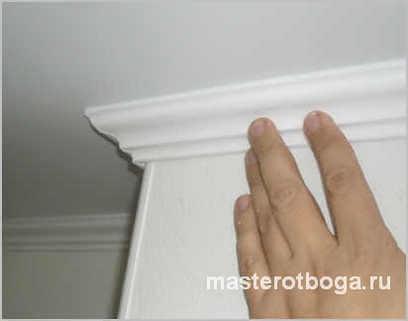 Cum să tăiați tavanul pliabil în colțuri cu propriile mâini - stăpânul lui Dumnezeu