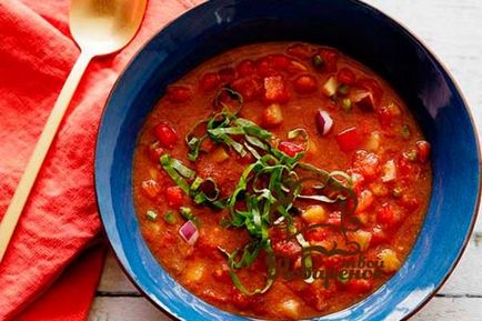 Cum să gătești o supă de gazpacho clasic la domiciliu
