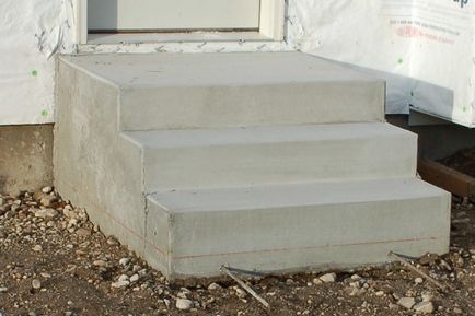 Cum să faci pași pentru veranda din beton în casă cu mâinile tale