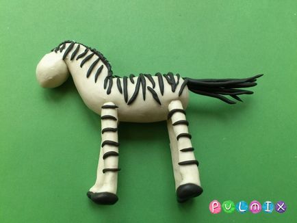 Cum se formează zebra din plasticină în etape