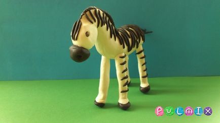 Cum se formează zebra din plasticină în etape