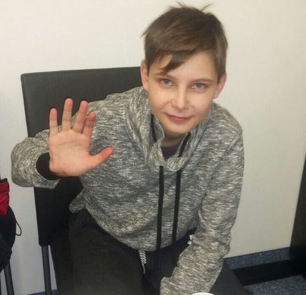 Kolja Lukasenko mondta a fiú, hokis, aki arra kérte, hogy segítsen rákos beteg fiatal sportoló