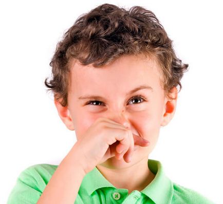Sângele din nas în copil ce să facă, cum să oprească, cauze, tratamentul sângerării nazale