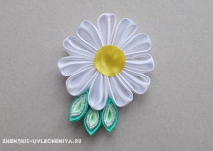 Master-class pe crearea unei rame foto-kanzashi cu mâinile tale - originale și simple