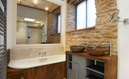 Натуральні матеріали в інтер'єрі оригінальний декор у ванній кімнаті
