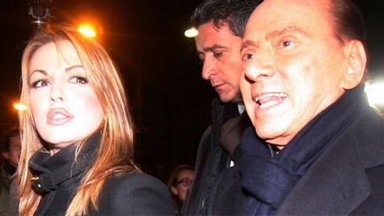 Új menyasszony Berlusconi fiatalabb, mint ő 49 éves,