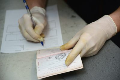 Ujjlenyomatok schengeni vízumot és biometrikus ujjlenyomat, ahol bérelni, és amikor belépett