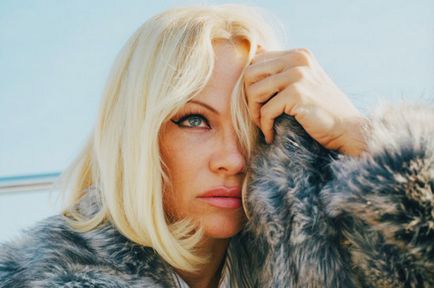 Pamela Anderson azt mondta, amit mindig is álmodott, és miért fia nem akar válni modellek (saját) Pamela Anderson azt mondta, amit mindig is álmodott, és miért fia nem akar válni modellek