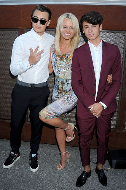 Pamela Anderson azt mondta, amit mindig is álmodott, és miért fia nem akar válni modellek (Pamela) Pamela Anderson azt mondta, amit mindig is álmodott, és miért fia nem akar válni modellek