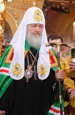 Trecerea personalului Sf. Petru la Patriarhul Alexei al II-lea