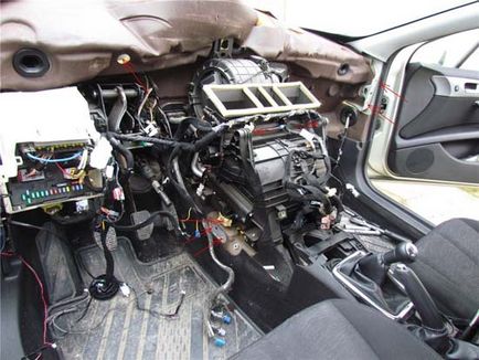 Peugeot 407 repararea încălzitorului amortizorului prin decupare, repararea Peugeot și Citroën