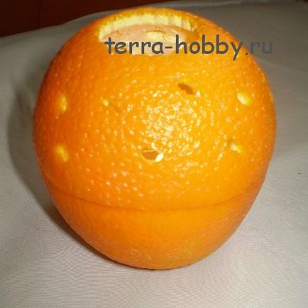Sfeșnic din portocaliu