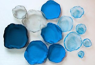 Párna organza virágokkal saját kezűleg, Josephine (hogy a virágok saját kezűleg) Párna organza virágokkal saját kezűleg, Josephine