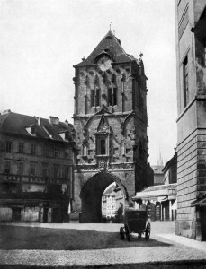 Порохові ворота в Празі, або порохова вежа, блог про чехії і подорожах
