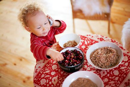 Alimentația copiilor prime de hrană și cum să începeți corect