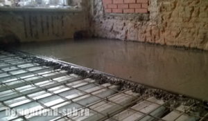 Reparația podelei în apartamentele vechiului fundație din Sankt Petersburg