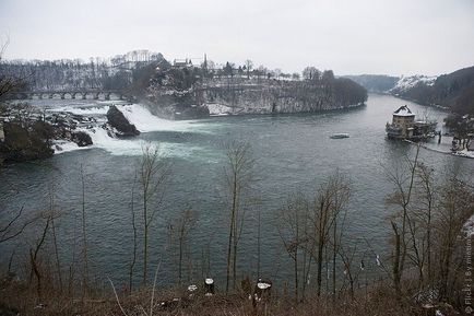 Rin Falls, o fotografie a cascadei din Elveția