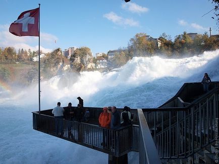 Rin Falls, o fotografie a cascadei din Elveția