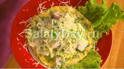 Салат з омлетом - для обіду або перекусу рецепт з фото і відео