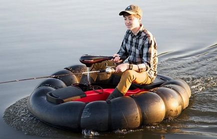 Найменша човен в світі goboat легко вміщається в сумці