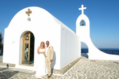 Ceremonie simbolică în Rhodos, Grecia, nunți oficiale de la agenții de turism