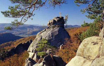 Скелі довбуша (івано-франківська область) як доїхати, опис