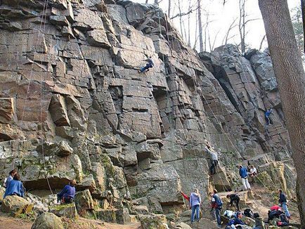 Dovbush roci (regiunea Ivano-Frankivsk) cum să ajungeți acolo, descriere