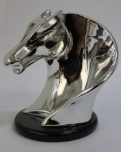 Скульптура «стилізований кінь»