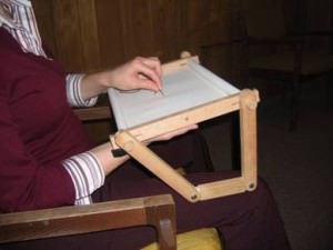 Верстат для вишивання - зручний пристрій своїми руками