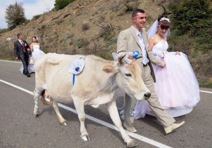Сватбени 700 двойки в Арцах (Нагорни Карабах република) (12 снимки) - всекидневения - поклащаше на
