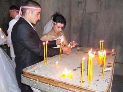 Сватбени 700 двойки в Арцах (Нагорни Карабах република) (12 снимки) - всекидневения - поклащаше на