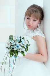 Esküvői és esti frizura otthon, olcsó árak 2017 fotó esküvői frizurák - Irina Bertrand