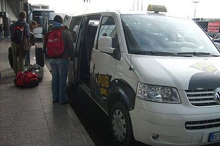 Такситата в Италия като поръчани онлайн на летището