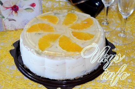 Сирно-желейний торт з фруктами, рецепт з фото