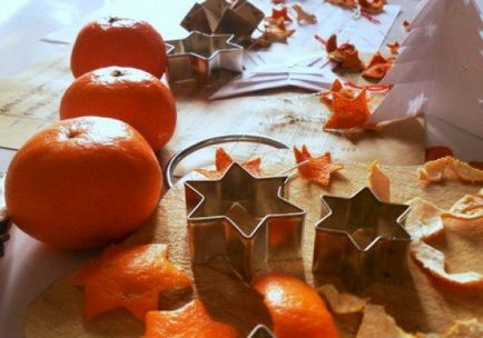 Dekoráció mandarint, előállításának egy példáját egy fotó