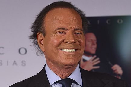 Julio Iglesias - életrajz, a személyes élet, a zene és a hírek 2017