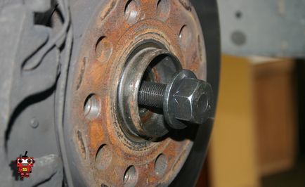 Заміна шрус (або пильовика), обслуговування і ремонт автомобілів vw