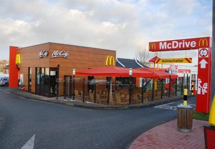 Adresa caravana din Moscova pentru fast-food auto