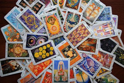 Academia Academiei de Tarot - școala Tarot, predarea tarotului, magia tarotului cum să începi să lucrezi cu un nou