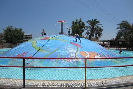 Waterpark of waterpark de la Rhodes preturi, mod de operare, atractii, în cazul în care este situat