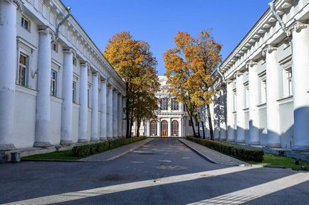 Palatul Anichkov din Sankt Petersburg