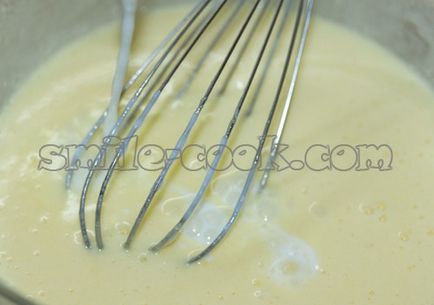 Швидкий пиріг на кислому молоці - рецепт приготування швидкого пирога на кислому молоці