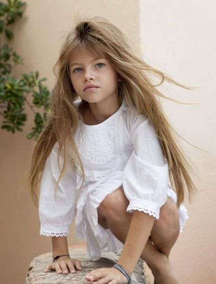 Buduaar - 9 legszebb kis modellek (ILU) Buduaar - 9 legszebb fiatal modell